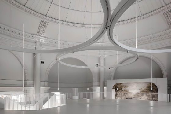 ARCHITECTURAL GRP MOULDINGS AND STRUCTURES